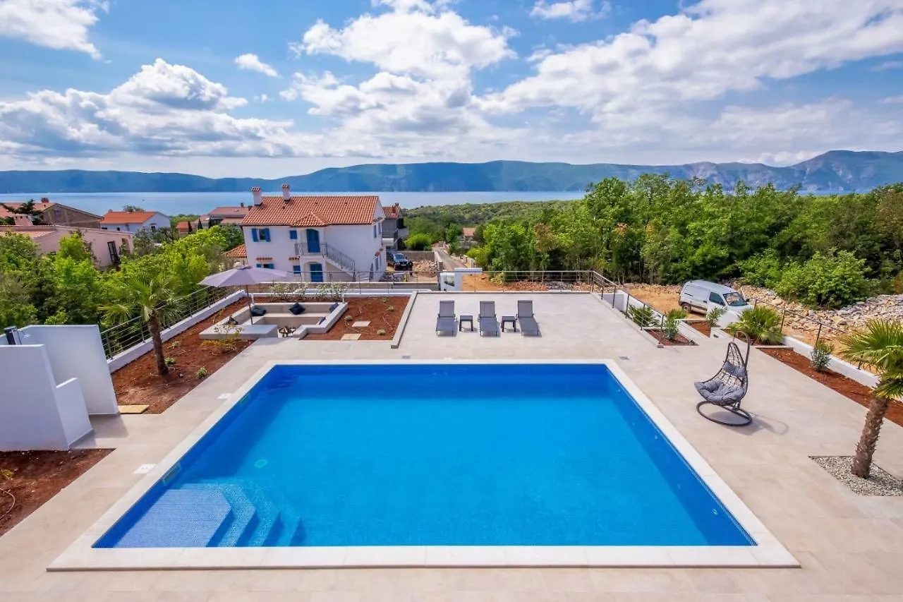 Luxury Villa Quadra Pinezici